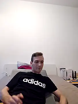 nickdtr online show from December 12, 7:41 am