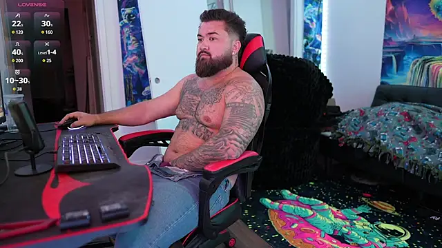 B The Creator X online show from November 8, 12:44 am