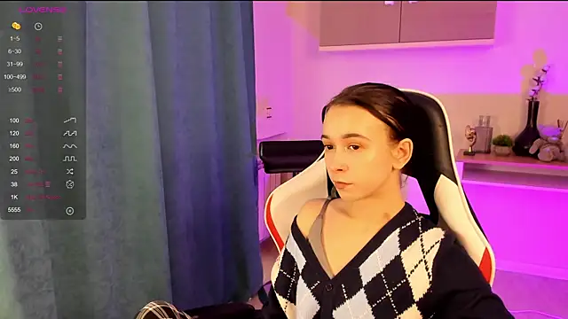 LilithStrangfor online show from December 17, 11:17 am