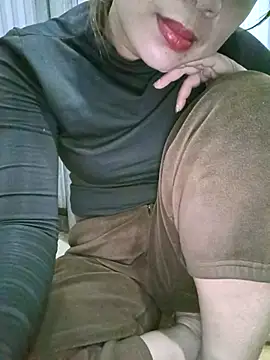 Fuckmehard2xx online show from November 23, 9:47 pm