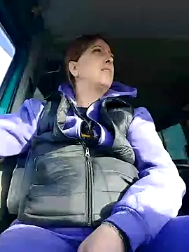 Snapshot of larylary6969 chatting on January 15, 9:24 am larylary6969 online show from January 15, 9:24 am