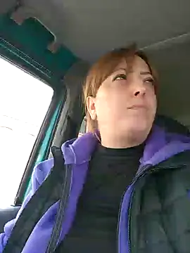 Snapshot of larylary6969 chatting on February 6, 10:26 am larylary6969 online show from February 6, 10:26 am