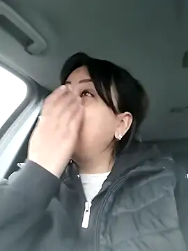 Snapshot of larylary6969 chatting on November 10, 11:31 am larylary6969 online show from November 10, 11:31 am