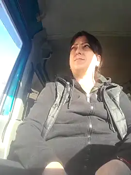 Snapshot of larylary6969 chatting on December 16, 8:52 am larylary6969 online show from December 16, 8:52 am