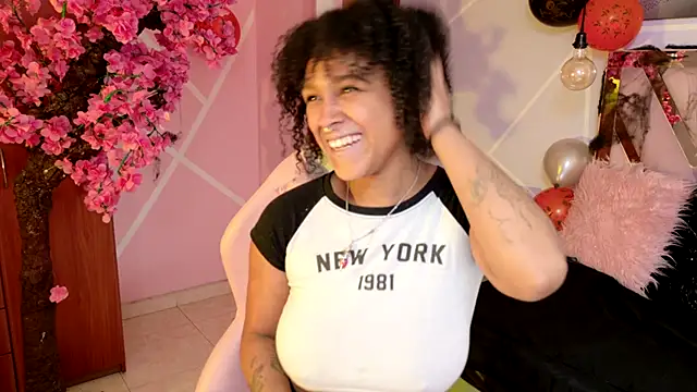 Elith noa online show from October 20, 7:36 pm