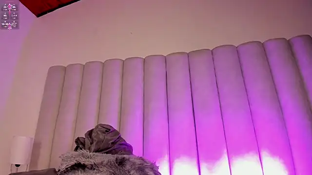 briannajackson  online show from January 23, 5:52 pm