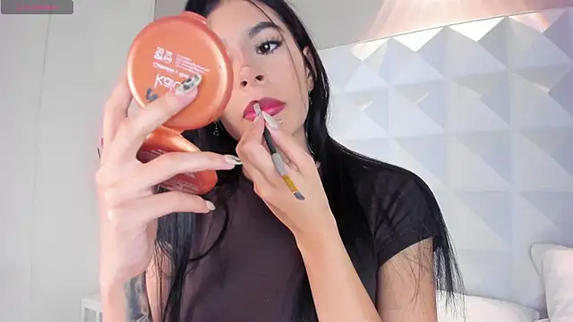 CaitlynCouper online show from February 3, 5:03 pm