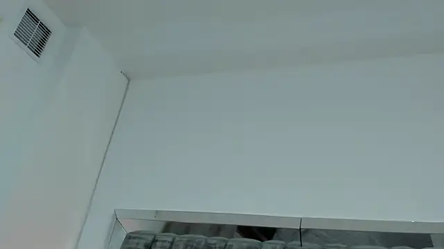 SussiSotto online show from December 15, 6:48 pm