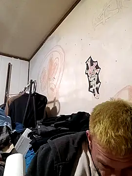 Snapshot of gettinit2wice chatting on January 22, 12:38 am gettinit2wice online show from January 22, 12:38 am