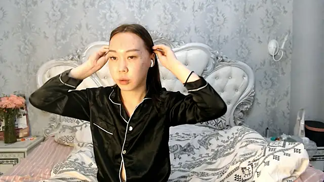 lee che online show from October 15, 6:08 pm