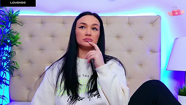 DaliyaArabian online show from January 15, 7:23 pm