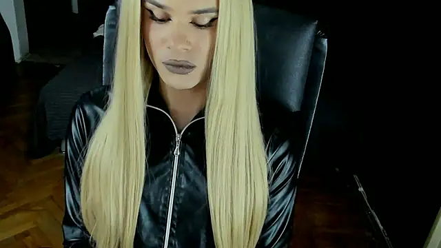 EvelynLexy online show from September 30, 5:18 pm