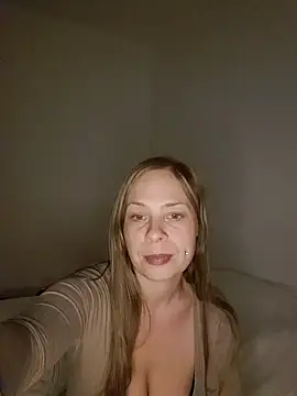 Snapshot of katiestevens chatting on September 21, 8:10 pm katiestevens online show from September 21, 8:10 pm