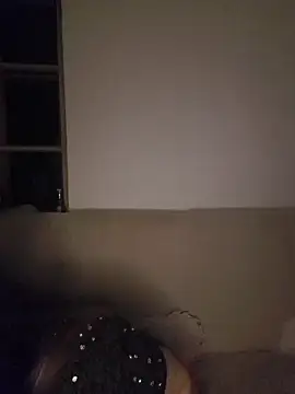 Snapshot of katiestevens chatting on December 17, 11:00 pm katiestevens online show from December 17, 11:00 pm