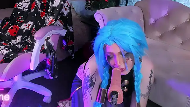 Alex Howell online show from January 10, 12:27 am