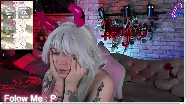 Alex Howell online show from March 6, 8:37 pm