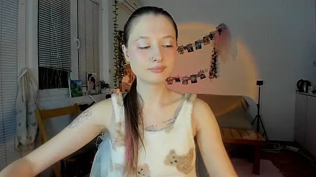 Jenny darling love online show from February 25, 7:47 pm