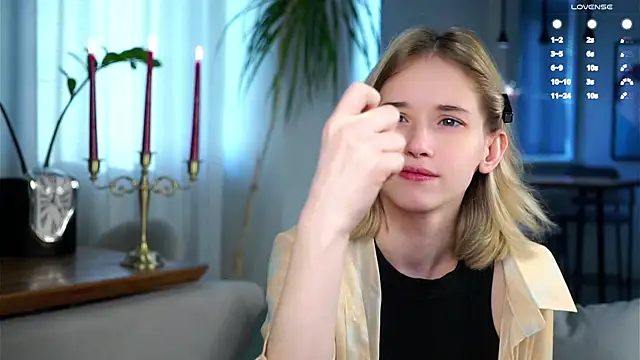 EdlinHargus online show from February 8, 4:47 am