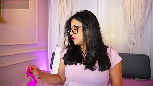 Sophia wilsonn  online show from September 13, 11:10 am