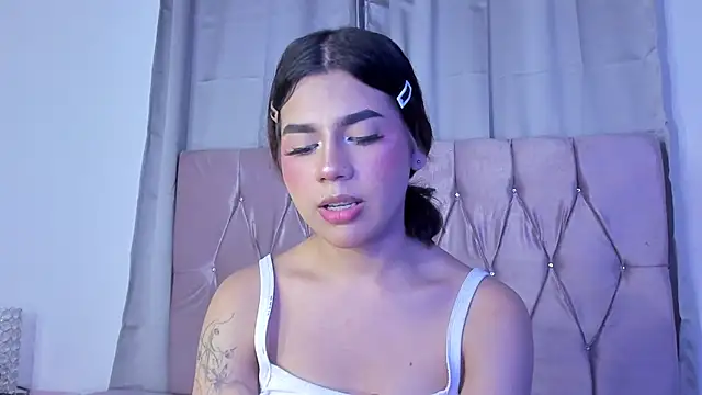 Ashley piinkk  online show from February 2, 8:02 am