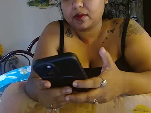 Snapshot of TASHa009 chatting on September 12, 5:51 am TASHa009 online show from September 12, 5:51 am