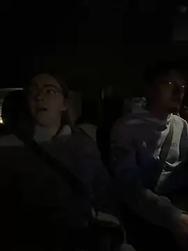 xX HotCouple Xx online show from December 12, 9:04 pm