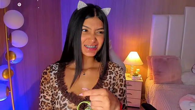 CaseyPiierce online show from November 19, 8:31 pm