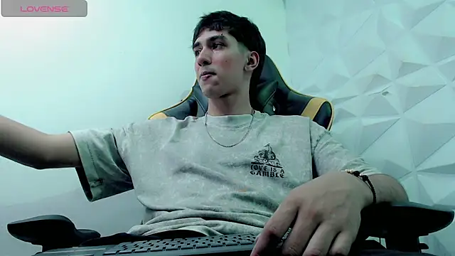 Jake tripp online show from December 28, 3:37 am