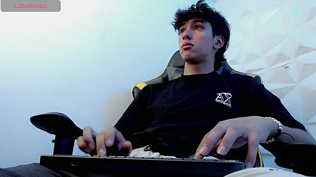 Jake tripp online show from March 20, 4:51 am