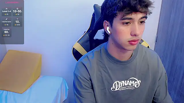 Jake tripp online show from October 4, 3:26 am