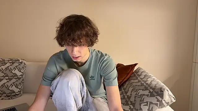 denobluorka online show from December 17, 2:12 pm