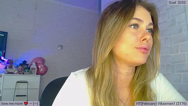 SuchCute online show from February 19, 2:44 am