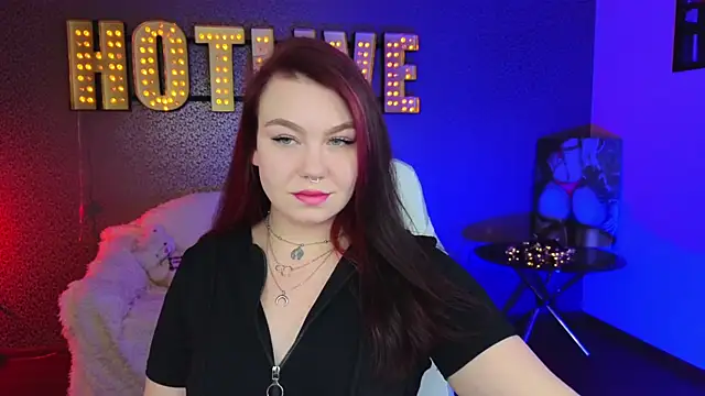 Lilumytrend online show from December 19, 12:23 pm