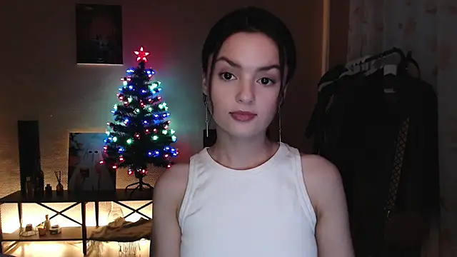 Snapshot of CuteRuby99 chatting on January 13, 2:00 pm CuteRuby99 online show from January 13, 2:00 pm