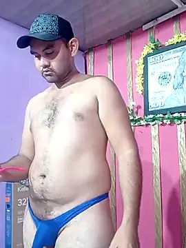 travieso2893 online show from January 24, 1:36 pm