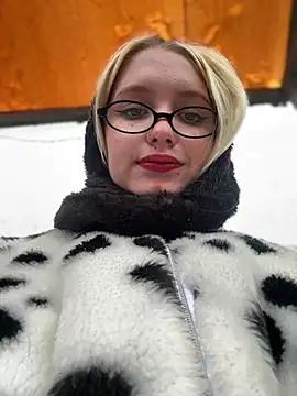 Milkyy wway online show from December 7, 10:45 am