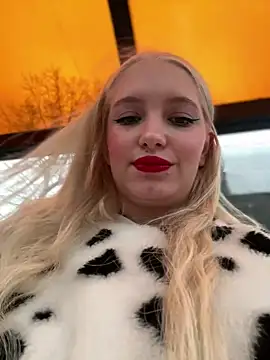 Milkyy wway online show from December 25, 7:24 am