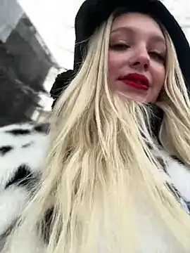 Milkyy wway online show from February 14, 7:59 am