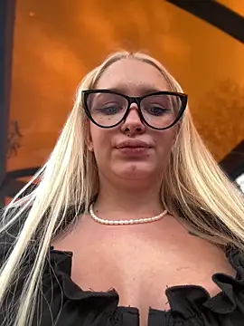 Milkyy wway online show from March 11, 8:30 am