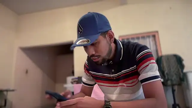 EnriquePersian197 online show from January 21, 7:28 pm