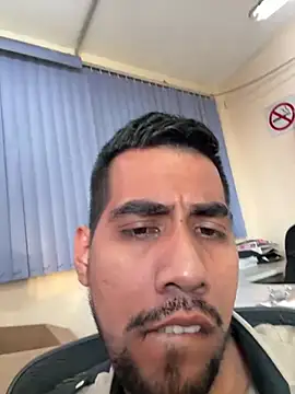 EnriquePersian197 online show from March 18, 12:16 am