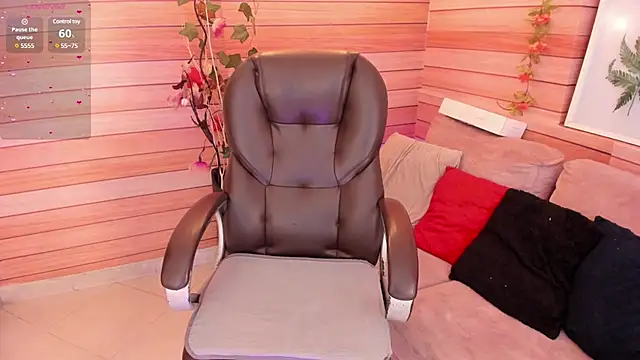 marien thomson  online show from March 21, 3:22 am