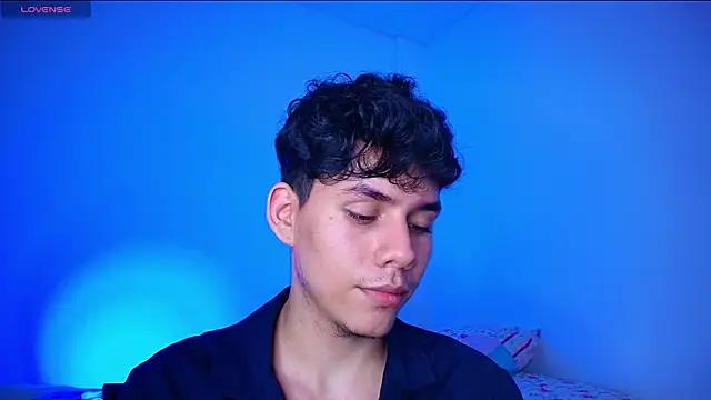 Snapshot of Naytoon__lex chatting on November 24, 10:37 am Naytoon lex online show from November 24, 10:37 am