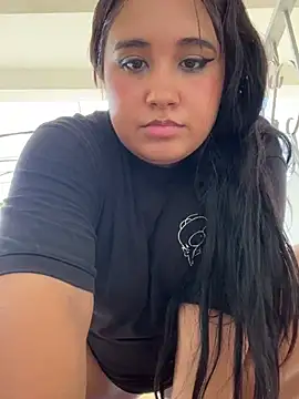 melyescobar online show from February 21, 3:10 pm