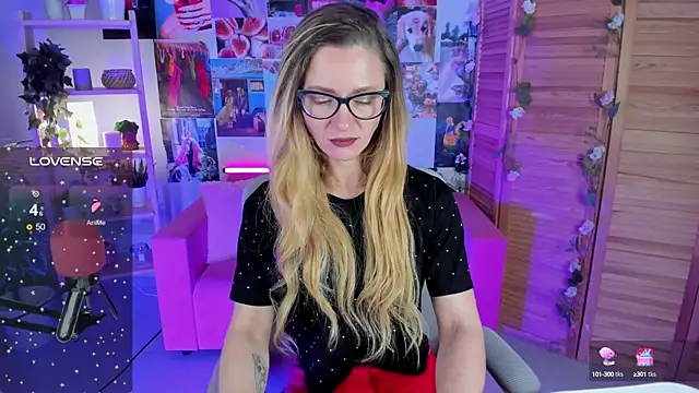 LadyIzabel online show from December 22, 8:38 am