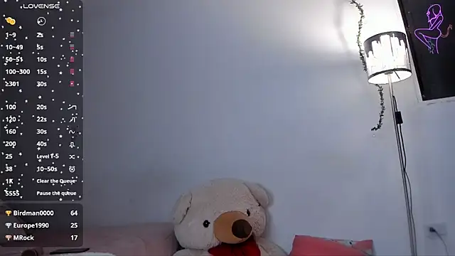 Snapshot of Lunadahia chatting on March 23, 12:36 am Lunadahia online show from March 23, 12:36 am