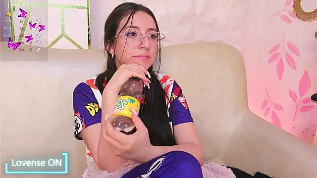 Sweet Sammy  online show from January 30, 9:47 am