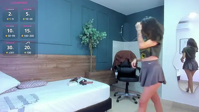 megan morgan01 online show from March 20, 11:38 am