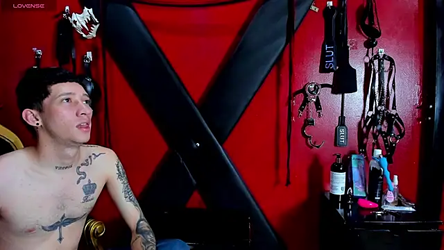 alexa n alex online show from December 18, 8:14 pm