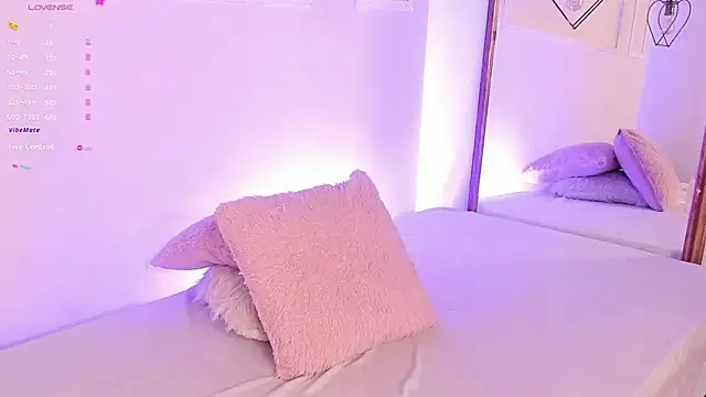 sherylgrey online show from February 21, 9:22 pm